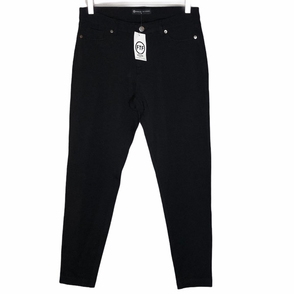 Fashion to Figure Pants - Fashion To Figure Black Skinny Cropped Pants Sz 12